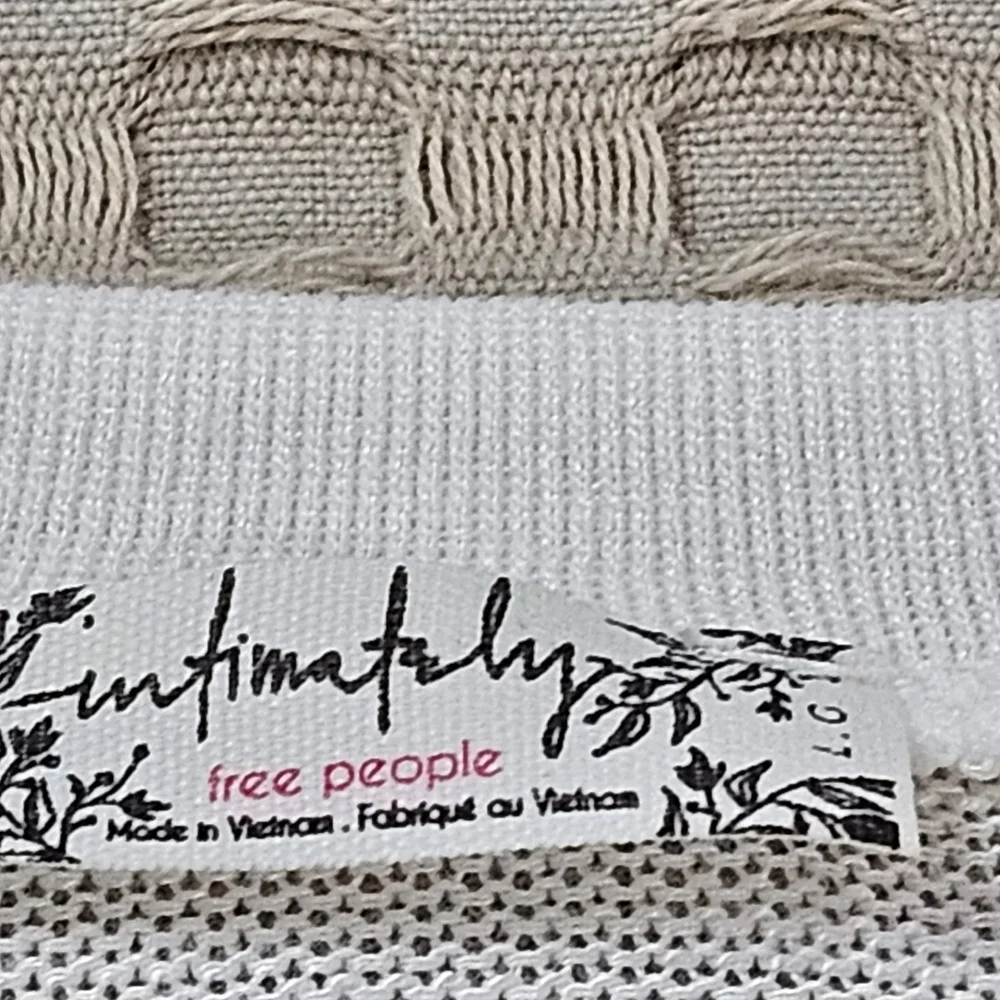 Intimately Free People Laying Low Long Sleeve Tee Size Large NWT - Picture 13 of 15